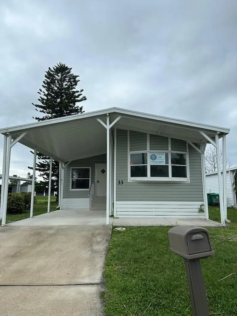 33 Mariposa Lane Port St Lucie FL 34952