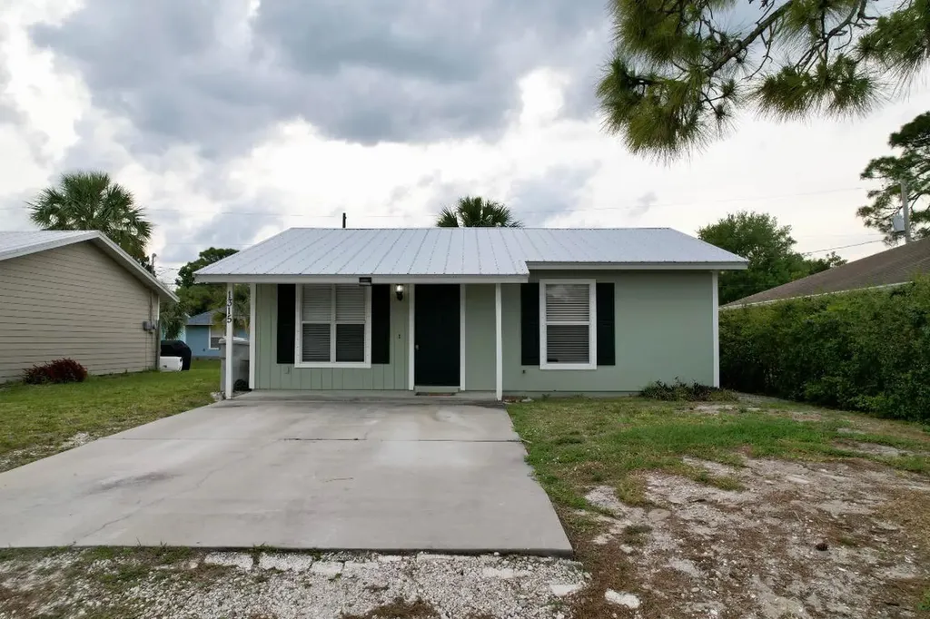1315 22nd Avenue SW Vero Beach FL 32962