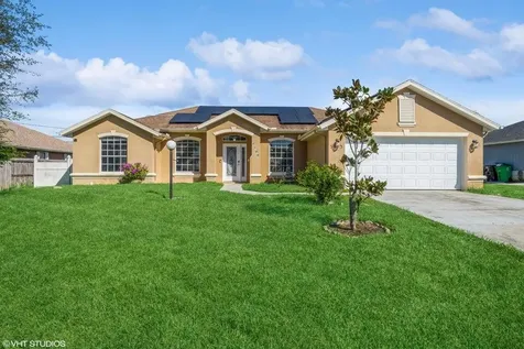 5493 NW Evanston Avenue Port St Lucie FL 34983