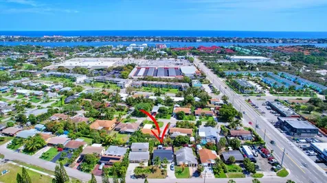 1404 Cardinal Lane Lantana FL 33462