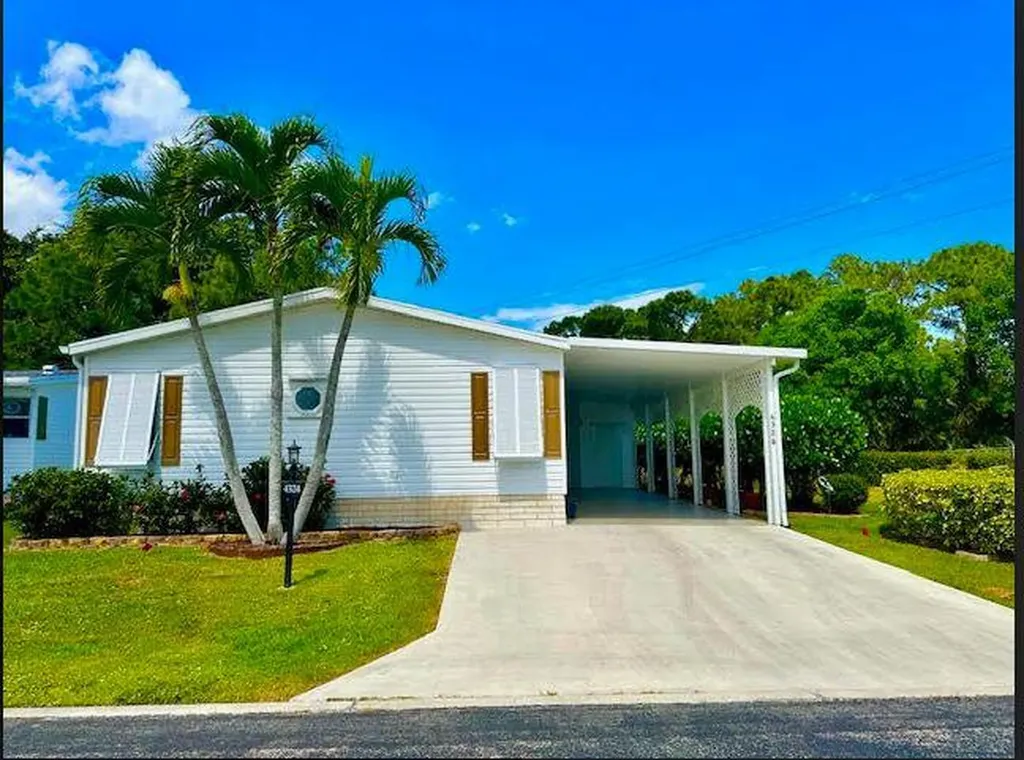 4324 SE Sweetwood Way Stuart FL 34997