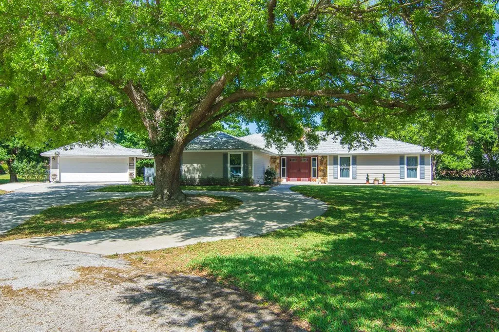 3550 4th Place SW Vero Beach FL 32968