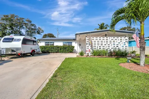 759 Hibiscus Drive Royal Palm Beach FL 33411