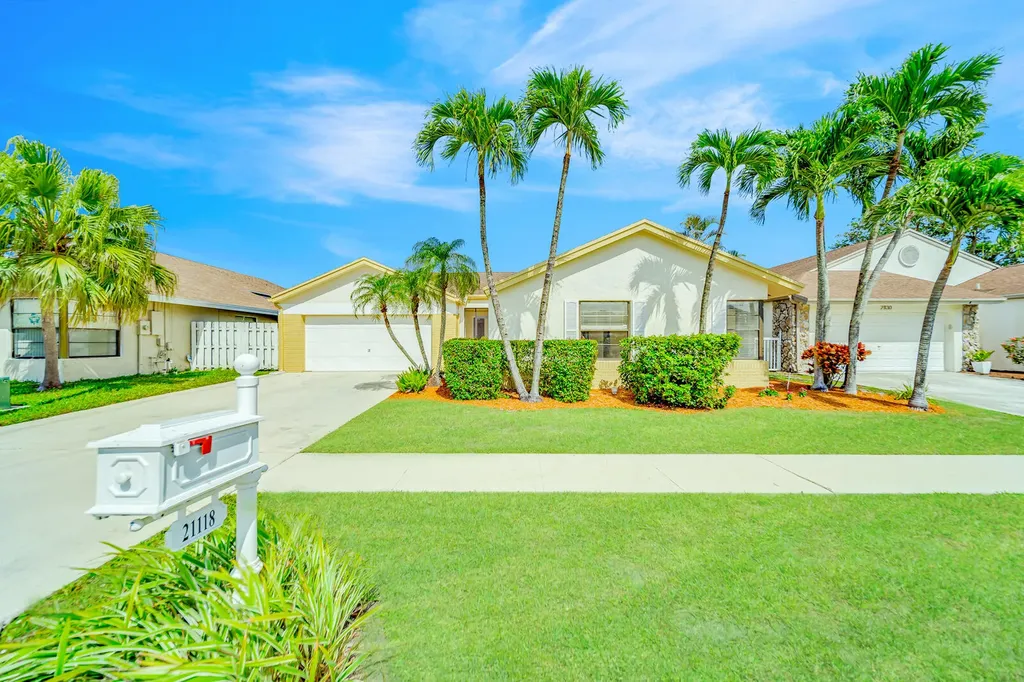 21118 Rustlewood Avenue Boca Raton FL 33428