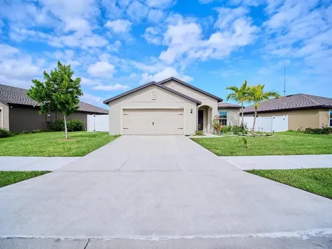 5531 Imagination Drive Fort Pierce FL 34947