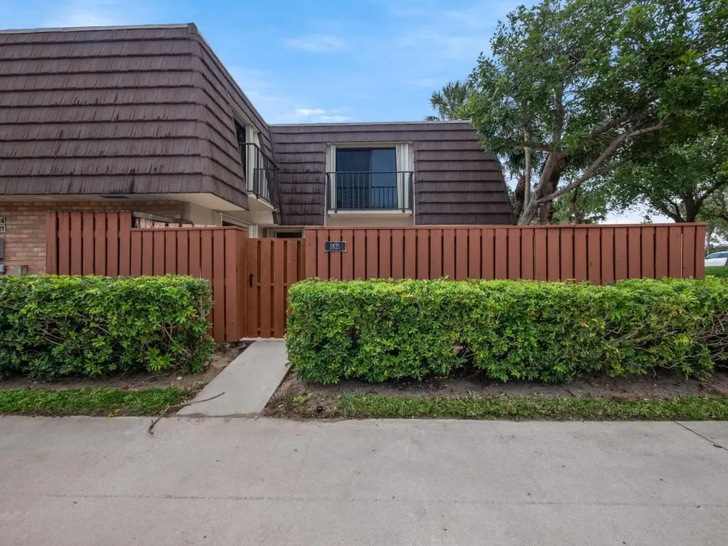 1821 18th Court Jupiter FL 33477