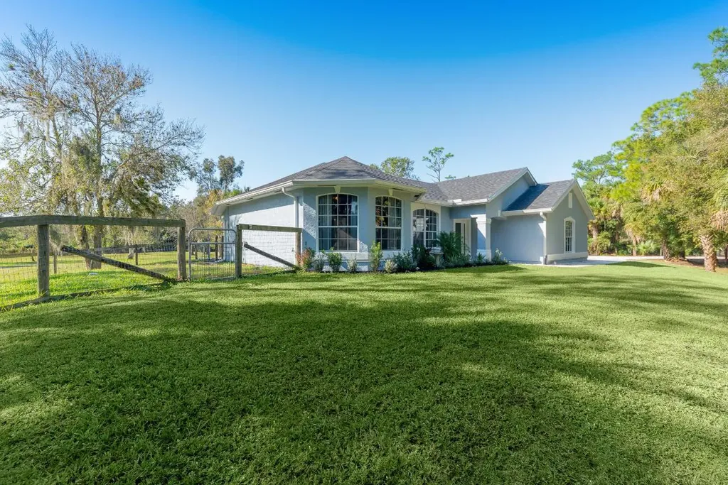 6104 SW Woodham Street Palm City FL 34990