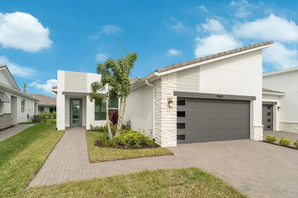 9969 SW Isabelline Drive Port St Lucie FL 34987