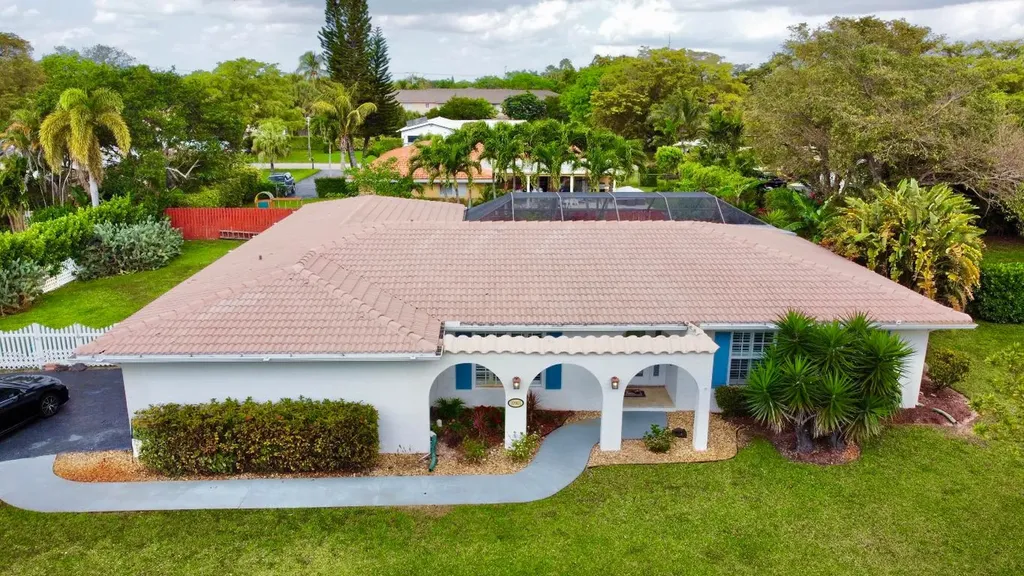 10901 NW 32nd Court Coral Springs FL 33065