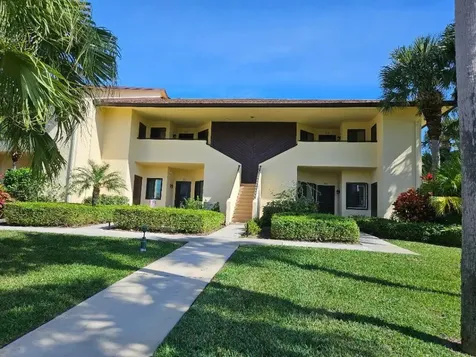 6901 SE Constitution Boulevard Hobe Sound FL 33455