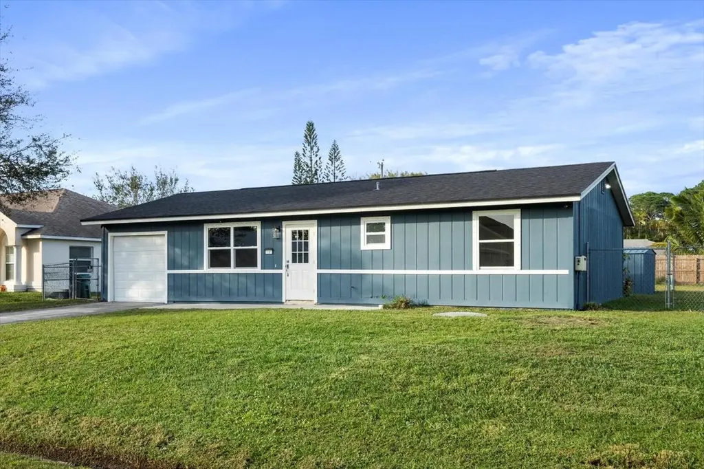 1161 SW Coleman Avenue Port St Lucie FL 34953