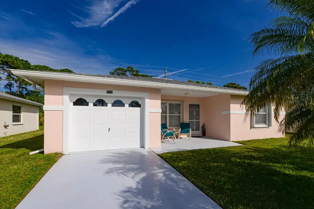 5710 Travelers Way Fort Pierce FL 34982