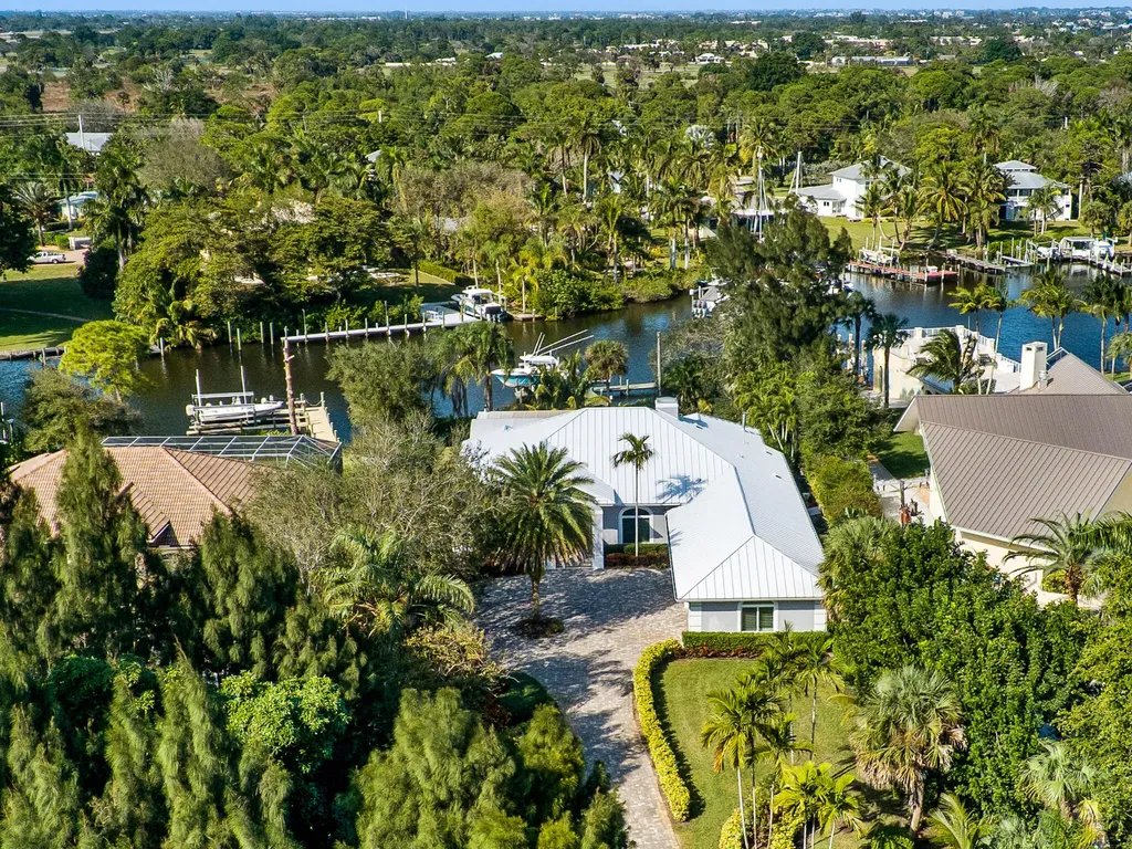 2835 SE Saint Lucie Boulevard Stuart FL 34997