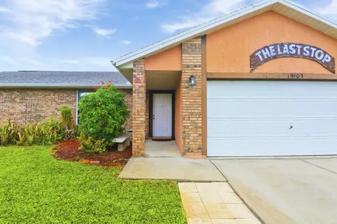 1905 SW Idaho Lane Port St Lucie FL 34953