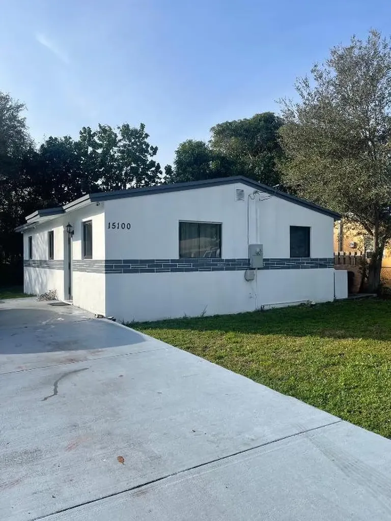 15100 NE 14th Court North Miami Beach FL 33162