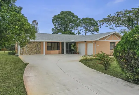 197 NW Peach Street Port St Lucie FL 34983