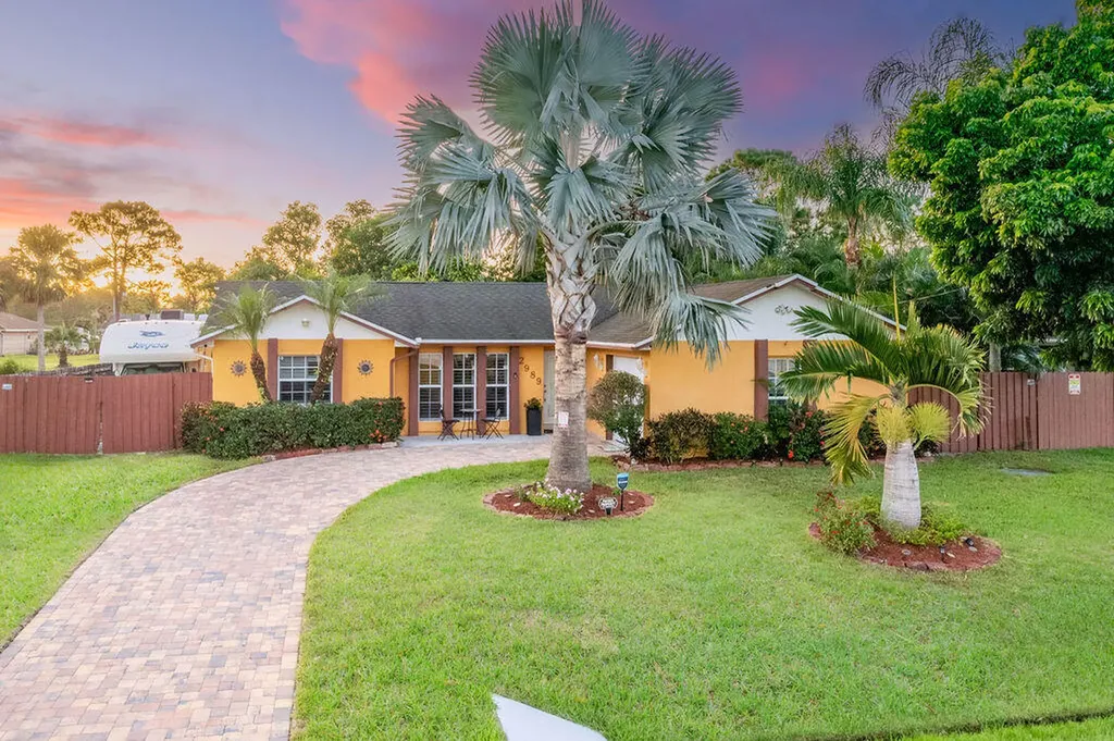2989 SW Ventura Street Port St Lucie FL 34953