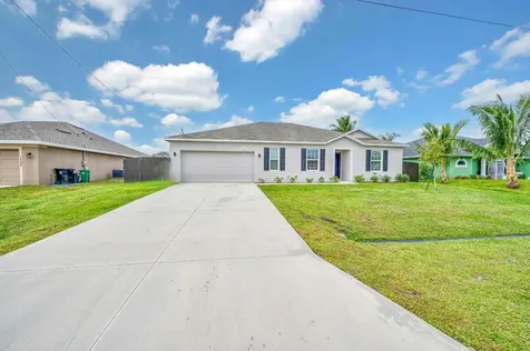 1892 SW Monterrey Lane Port St Lucie FL 34953