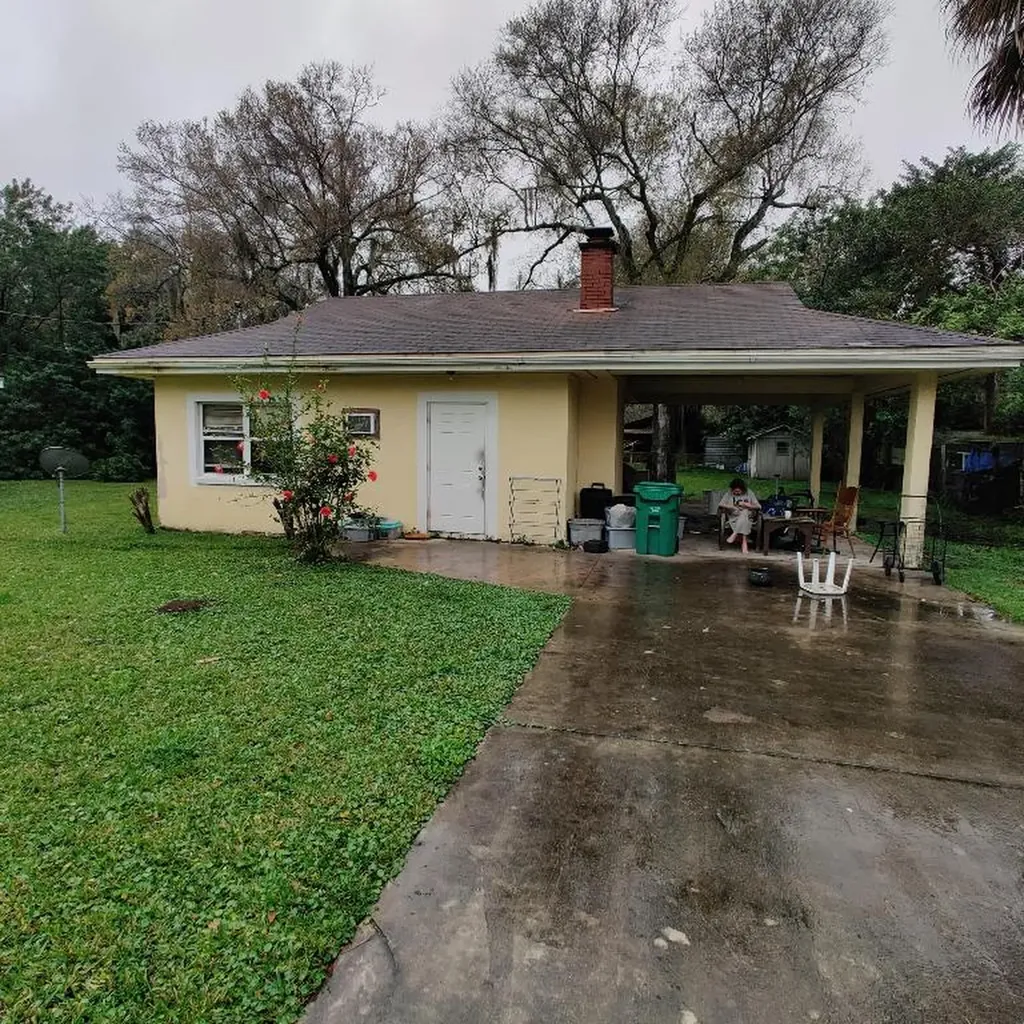 2403 S 38th Street Fort Pierce FL 34981