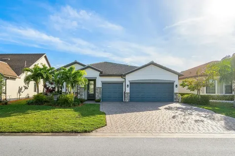 752 SE Villandry Way Port St Lucie FL 34984