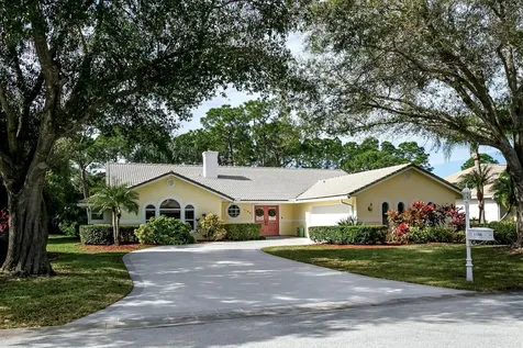 1186 SW Mirror Lake Cove Port St Lucie FL 34986