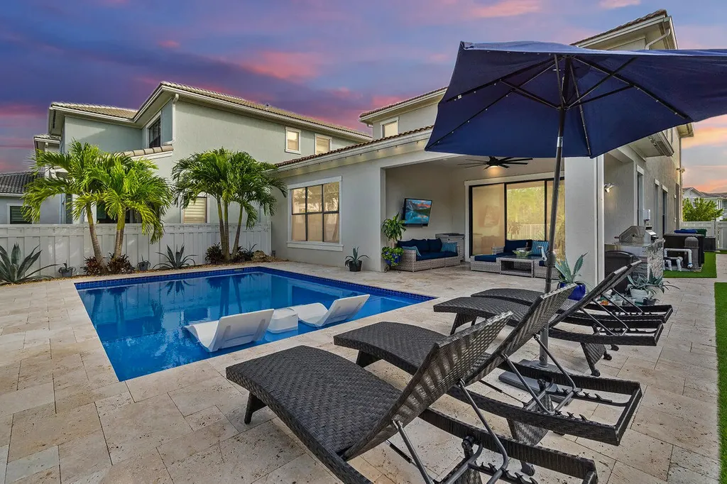 8655 NW 39th Court Coral Springs FL 33065