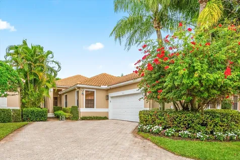 4561 Barclay Fair Way Lake Worth FL 33449