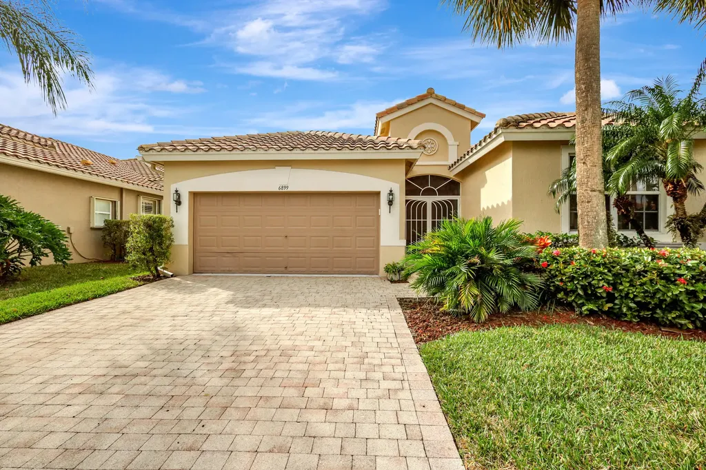 6899 Elianto Way Lake Worth FL 33467