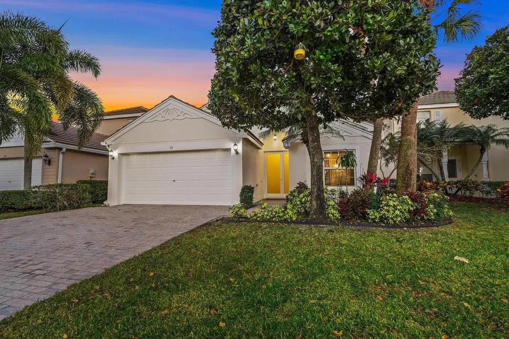 113 Berenger Walk Royal Palm Beach FL 33414