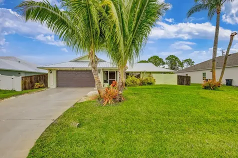 1409 SW Aachen Avenue Port St Lucie FL 34953