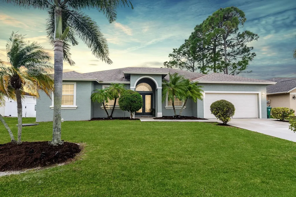 339 SE Fisk Road Port St Lucie FL 34984