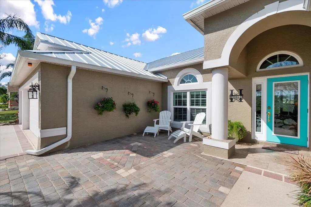 2604 Palm Lakes Avenue Fort Pierce FL 34981