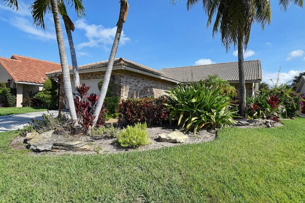 7523 Silver Woods Court Boca Raton FL 33433