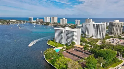 701 E Camino Real Boca Raton FL 33432
