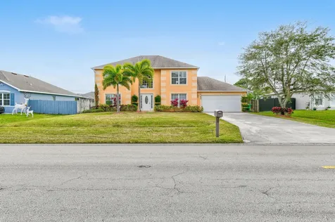 1350 SW Del Rio Boulevard Port St Lucie FL 34953