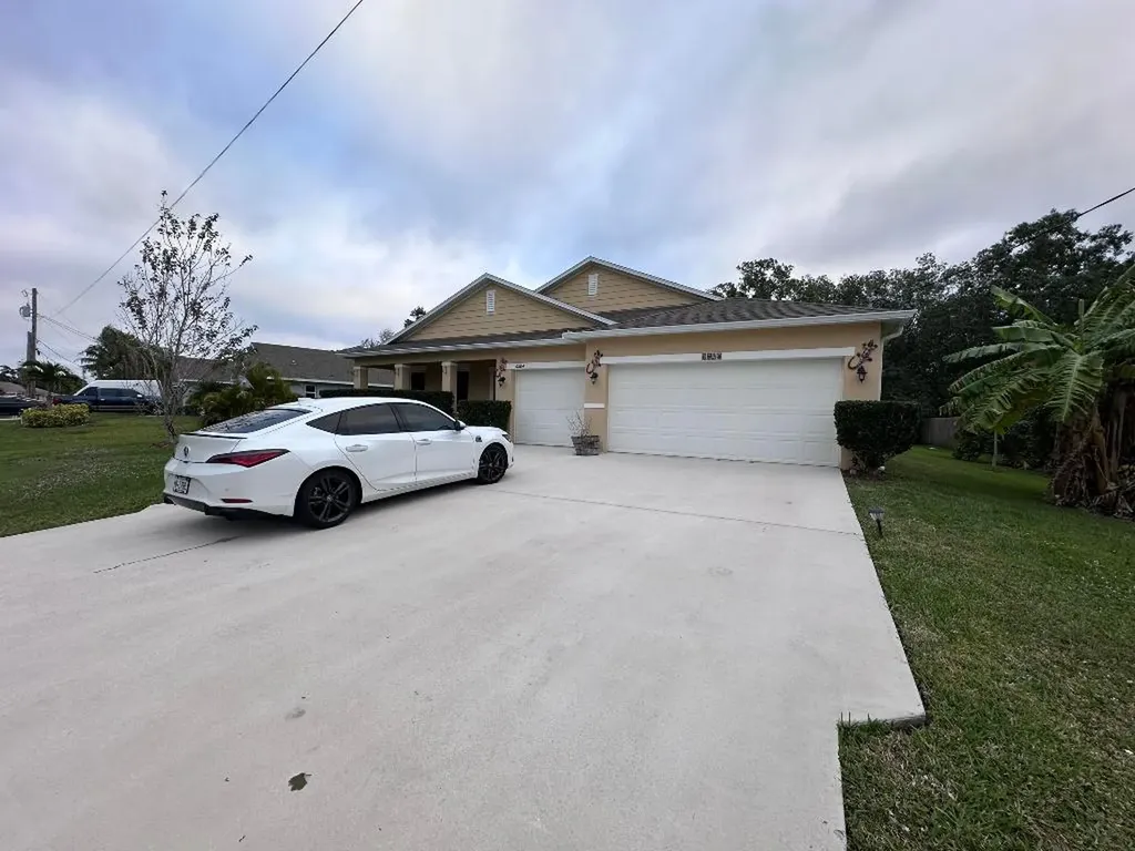 6804 NW Garbett Street Port St Lucie FL 34983