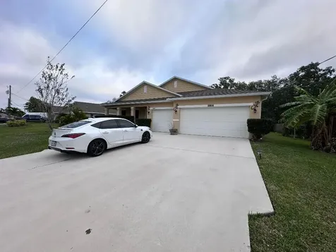 6804 NW Garbett Street Port St Lucie FL 34983