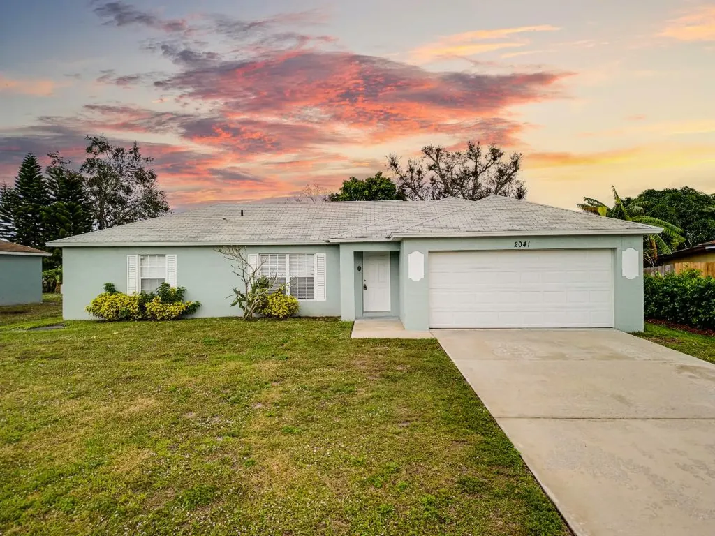 2041 SW Judith Lane Port St Lucie FL 34953