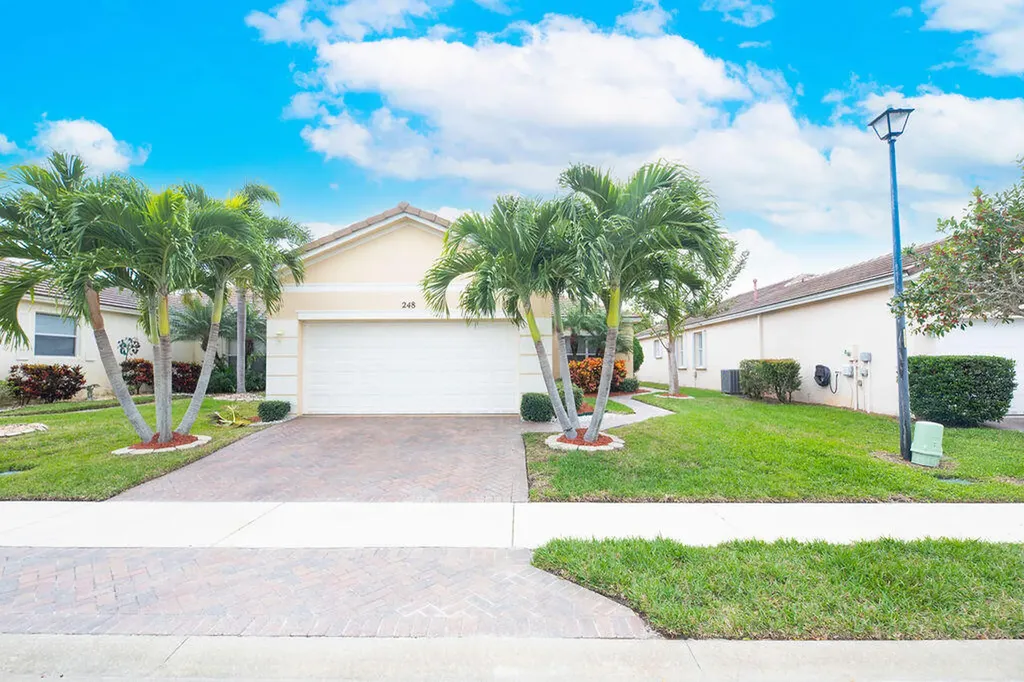 248 SW Manatee Springs Way Port St Lucie FL 34986