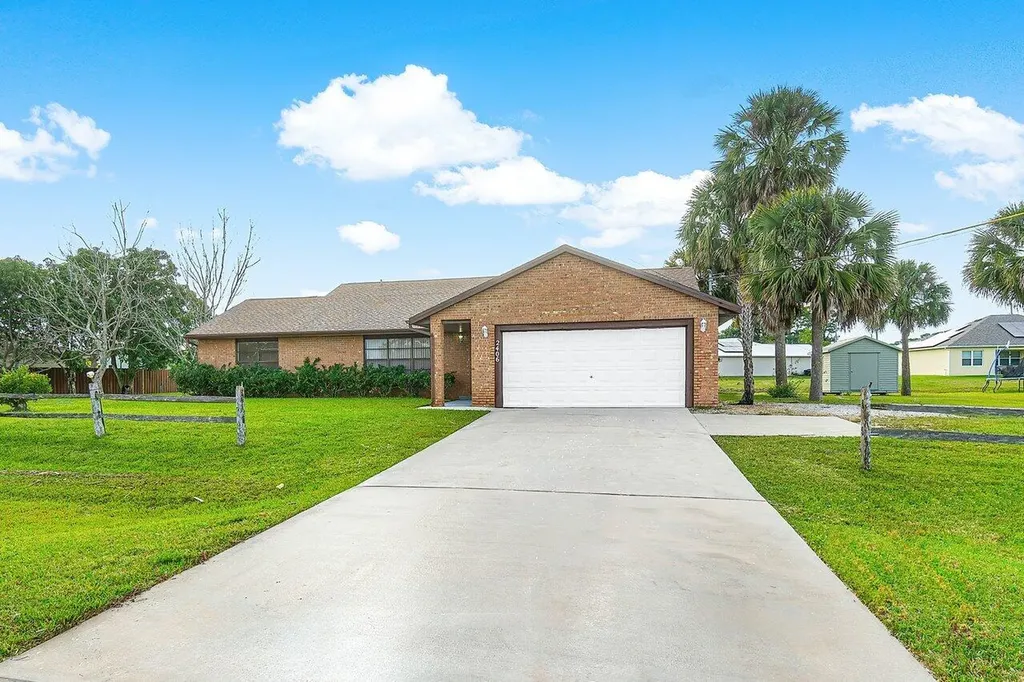 2406 SW Savage Boulevard Port St Lucie FL 34953