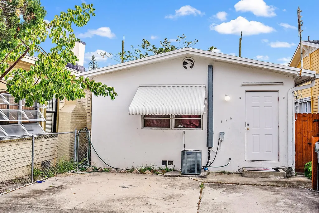 116 S J Street Lake Worth Beach FL 33460
