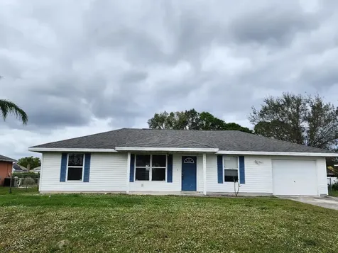 1045 SW Coleman Avenue Port St Lucie FL 34953