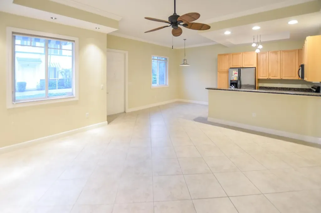 518 N Federal Highway Lake Worth Beach FL 33460