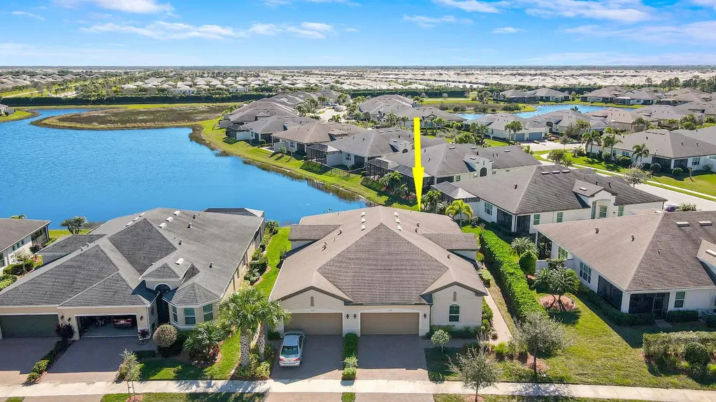 11538 SW Lake Park Drive Port St Lucie FL 34987