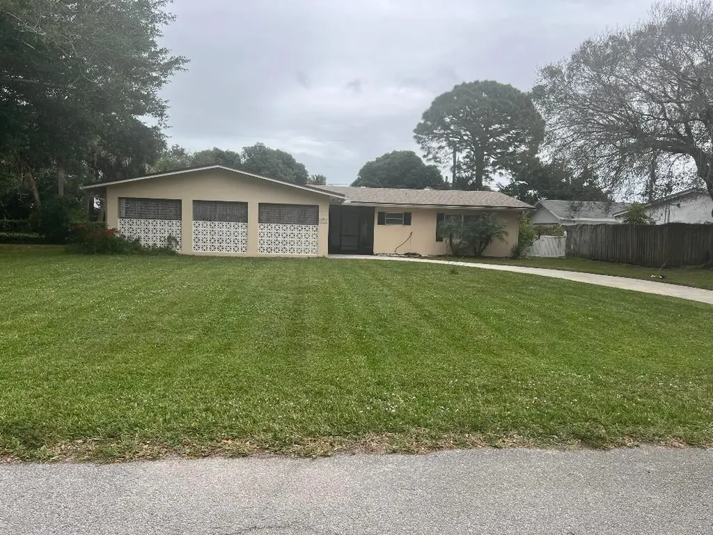 2712 Placid Avenue Fort Pierce FL 34982
