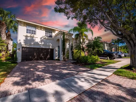 2562 Sawyer Terrace Wellington FL 33414