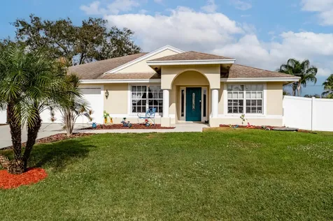 133 NE Dominican Terrace Port St Lucie FL 34983