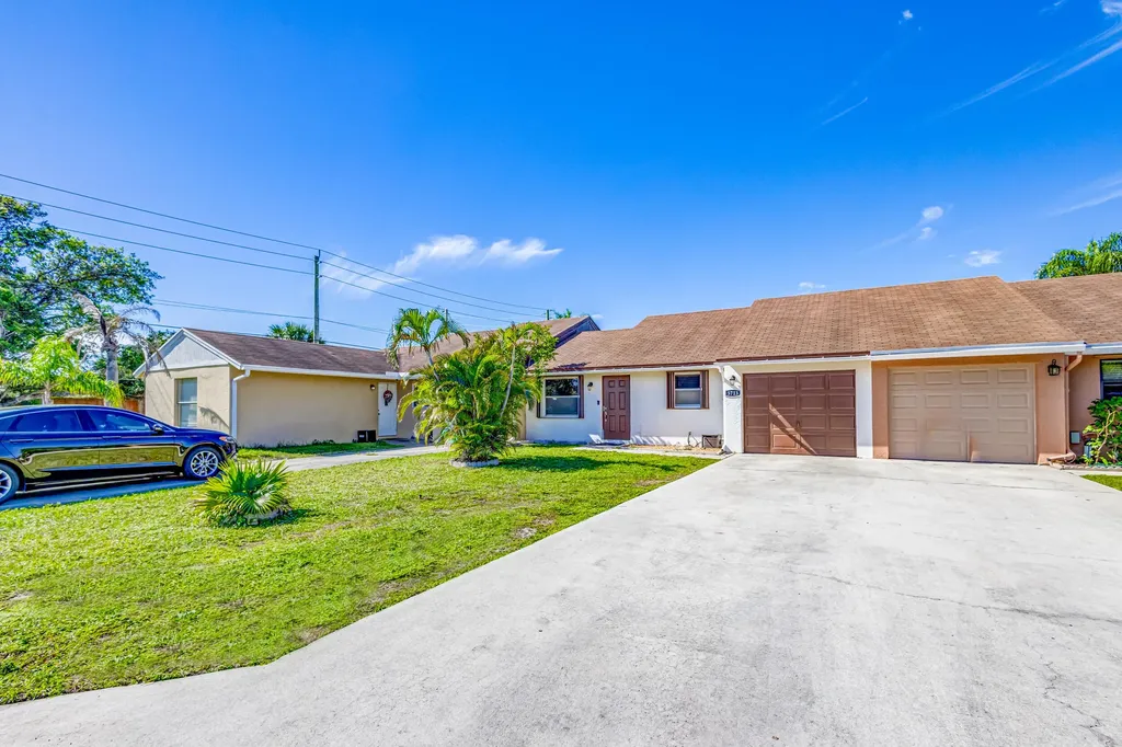 5713 Wingham Way Lake Worth FL 33463