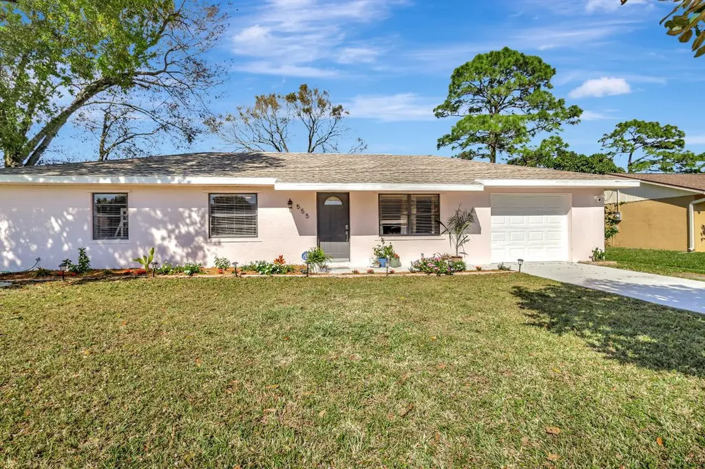 555 SW Butler Avenue Port St Lucie FL 34983