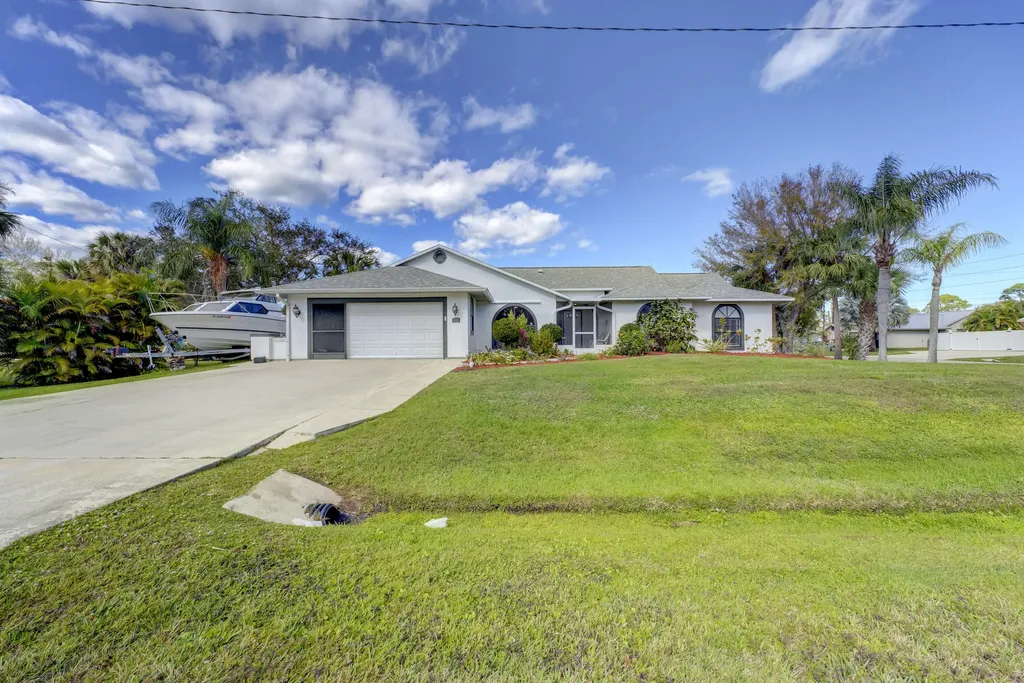 302 Citrus Avenue Sebastian FL 32958